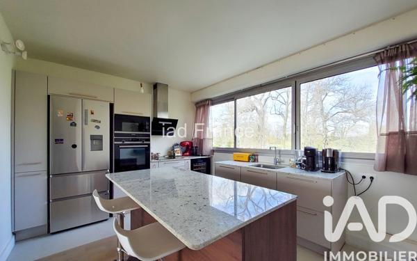 Location appartement 3 pièces 78 m² Vaucresson