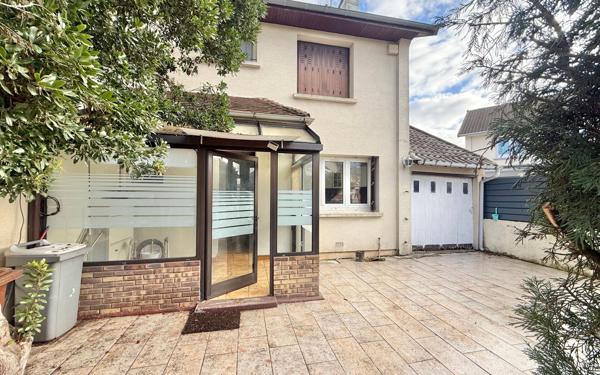 Maison à vendre    6 pièces •  Morangis