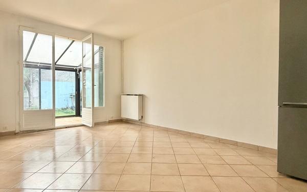 Maison à vendre    6 pièces •  Morangis