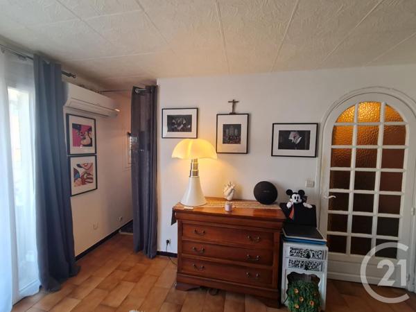 Appartement F1 à vendre  1 pièce - 29 m2 CARQUEIRANNE - 83