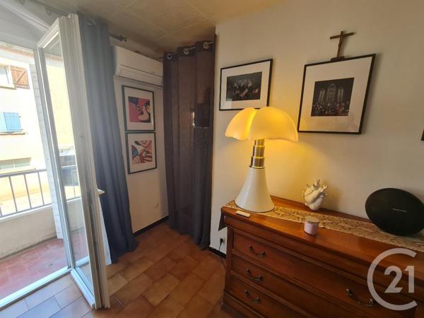 Appartement F1 à vendre  1 pièce - 29 m2 CARQUEIRANNE - 83