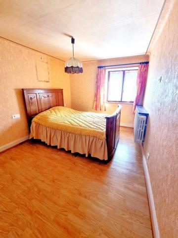 Dans un cadre verdoyant maison de 150m² sur une parcelle de 8 ares