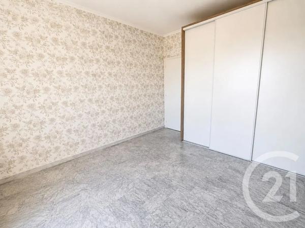 Appartement à vendre  3 pièces - 84 m 2   SAN MARTINO DI LOTA  - 202