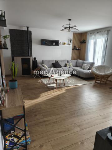 Maison à POUANCE, 49420 - 8 pièces 150m²