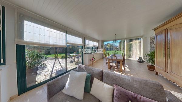 Maison hyper centre ville avec beau jardin arboré, suite parentale et cuisine de chef au coeur de Lamballe