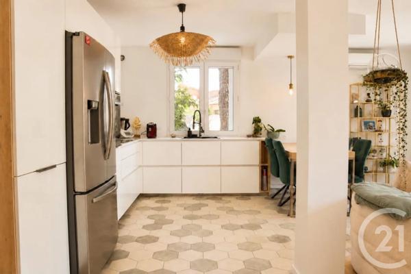 Maison à vendre  8 pièces - 242,34 m 2   BORGO  - 202