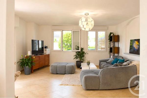 Maison à vendre  8 pièces - 242,34 m 2   BORGO  - 202