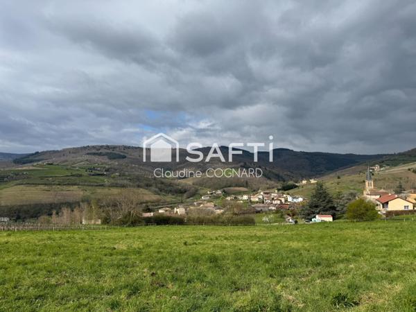 Terrain prêt à bâtir dans un cadre calme avec vue dégagée
