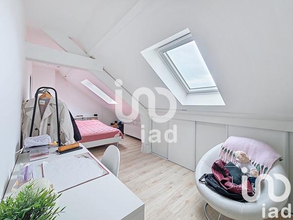 Maison traditionnelle 6 pièces de 186 m² à Gretz-Armainvilliers (77220)