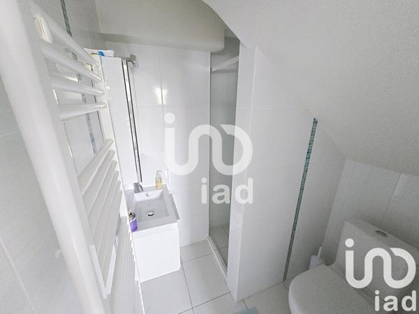 Maison traditionnelle 6 pièces de 186 m² à Gretz-Armainvilliers (77220)