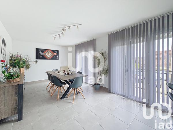 Maison traditionnelle 6 pièces de 186 m² à Gretz-Armainvilliers (77220)