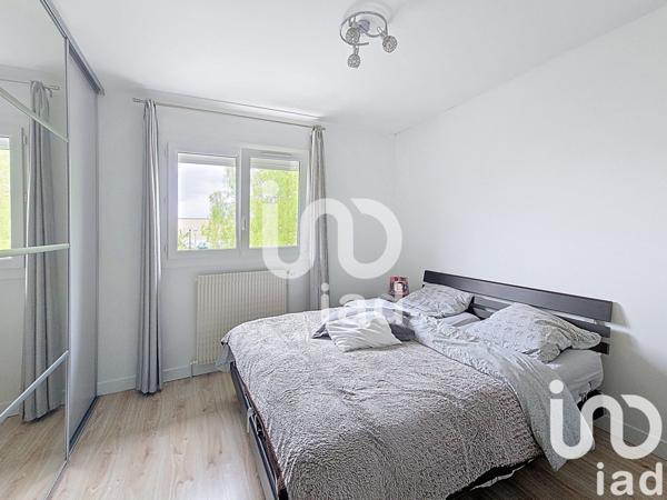 Maison traditionnelle 6 pièces de 186 m² à Gretz-Armainvilliers (77220)