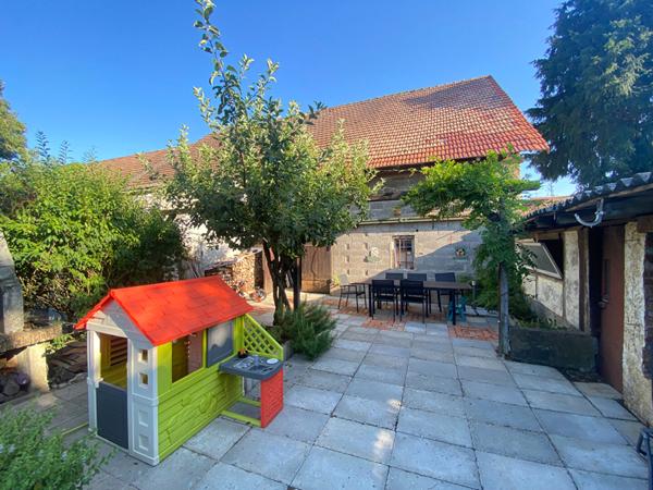 Maison - 6 pièces - 155 m²