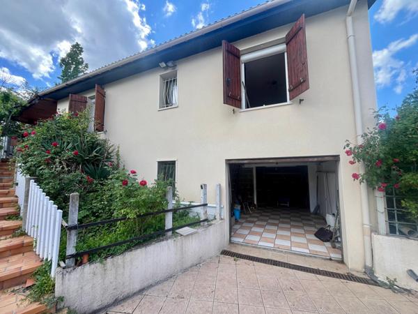 Villa 85 m² habitables  sur 575m de terrain au calme
