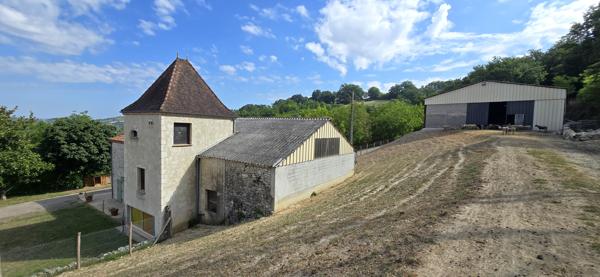 Propriété en pierre isolée