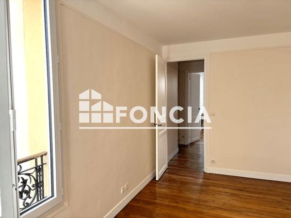 Location Appartement 2 pièces 35.5 m² - 58 RUE DE BUZENVAL Paris 75020