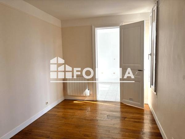 Location Appartement 2 pièces 35.5 m² - 58 RUE DE BUZENVAL Paris 75020