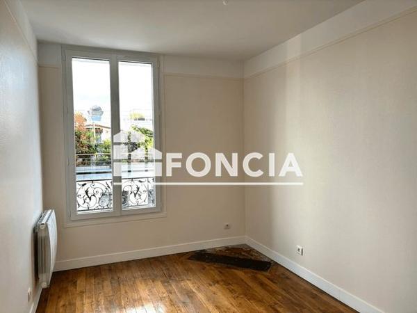 Location Appartement 2 pièces 35.5 m² - 58 RUE DE BUZENVAL Paris 75020