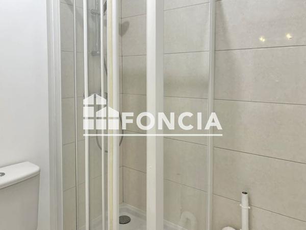 Location Appartement 2 pièces 35.5 m² - 58 RUE DE BUZENVAL Paris 75020