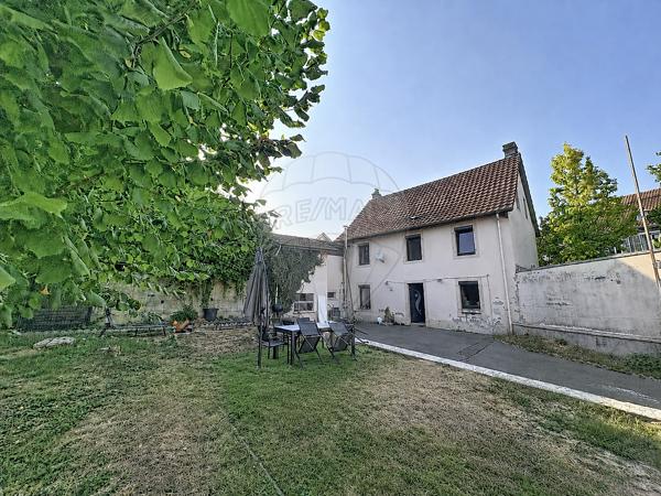 Maison 5 chambre(s) à vendre - Badevel, Doubs - 25