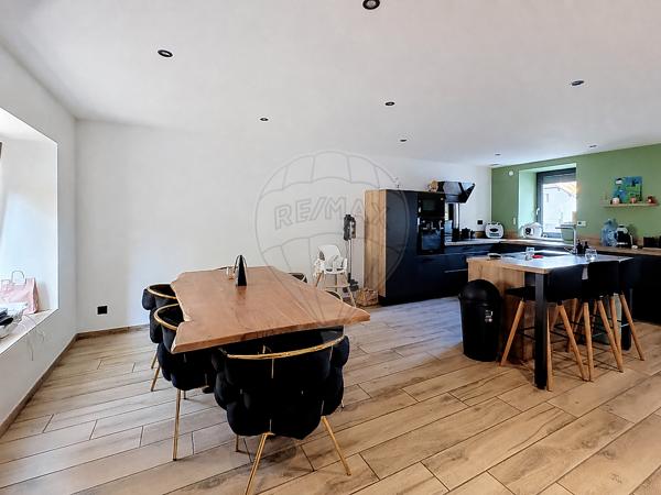 Maison 5 chambre(s) à vendre - Badevel, Doubs - 25