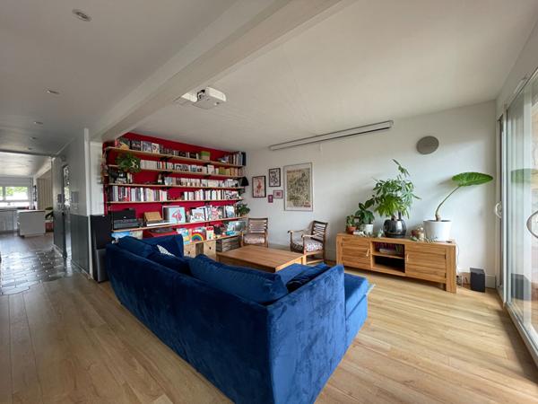 T4 pièces avec balcon et parking