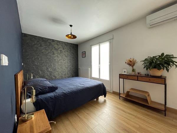 T4 pièces avec balcon et parking