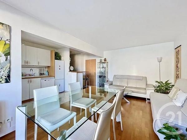 Appartement F4 à vendre  4 pièces - 75,51 m 2   FRESNES  - 94