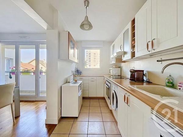 Appartement F4 à vendre  4 pièces - 75,51 m 2   FRESNES  - 94