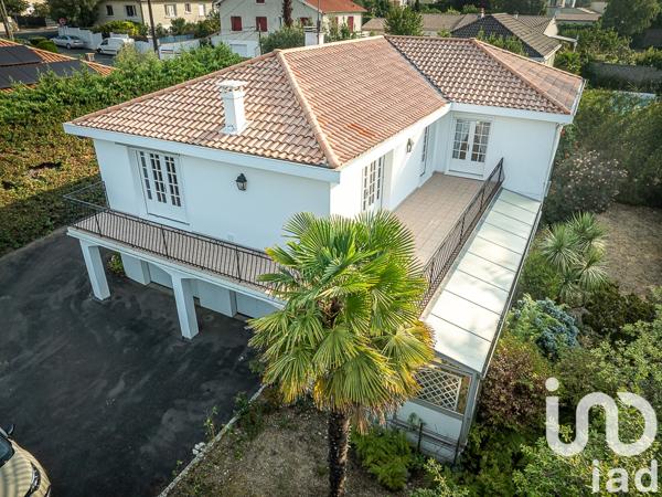 Maison à vendre 7 pièces 242 m² Niort