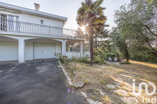 Maison à vendre 7 pièces 242 m² Niort