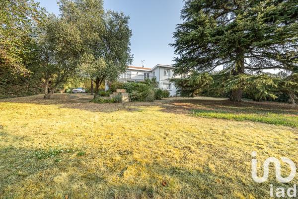 Maison à vendre 7 pièces 242 m² Niort