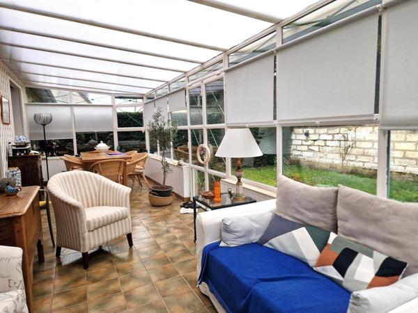 SENS CENTRE, A 2 PAS DES PROMENADES. MAISON-APPARTEMENT DE CHARME 117 m² hab.