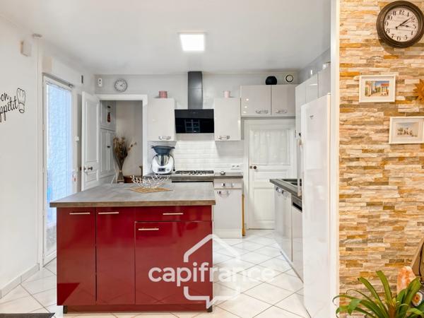 LAGNY SUR MARNE (77) Maison à vendre 3 pièces 59m2 environ - CENTRE VILLE - AVEC COUR - SOUS-SOL - GARAGE