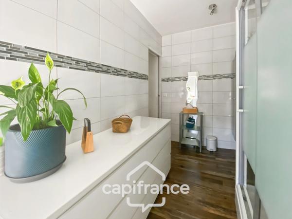 LAGNY SUR MARNE (77) Maison à vendre 3 pièces 59m2 environ - CENTRE VILLE - AVEC COUR - SOUS-SOL - GARAGE