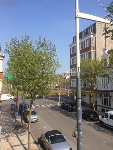 Appartement ancien à louer à Malo-les-Bains dans le Nord (59240), ref : S4797