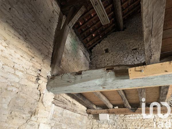 Maison de village 2 pièces de 100 m² à Ravières (89390)