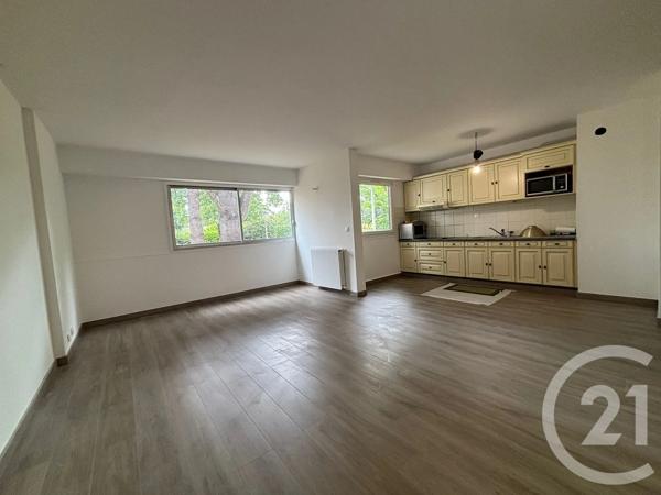 Appartement à vendre  4 pièces - 86,07 m 2   BEAUCHAMP  - 95