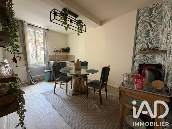 Immeuble à vendre 112 m² Sens
