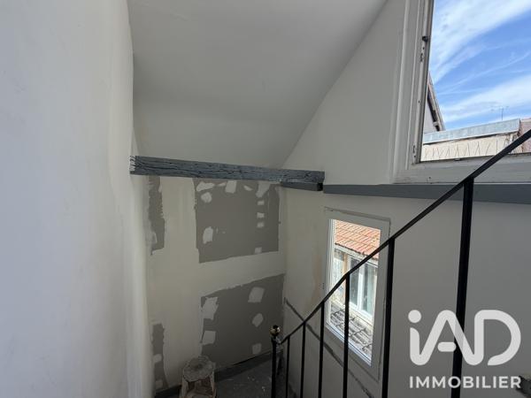 Immeuble à vendre 112 m² Sens