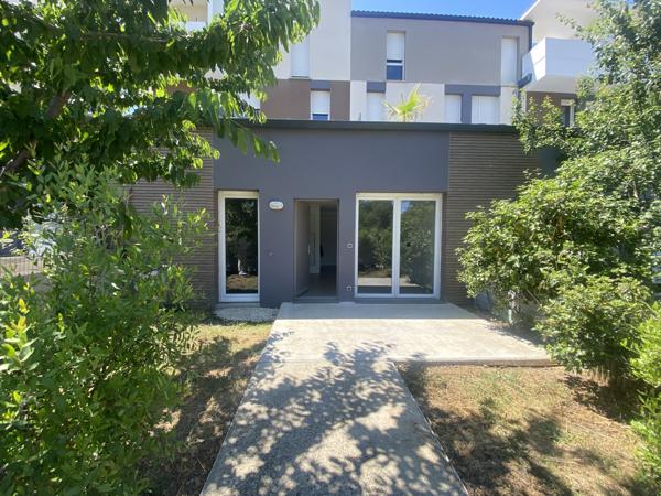 Appartement récent T2 de 41 m² avec terrasse, jardin et garage