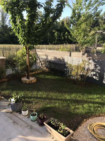 Appartement récent T2 de 41 m² avec terrasse, jardin et garage