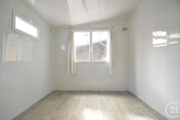 Maison à vendre  3 pièces - 58,30 m 2   ST DENIS  - 93