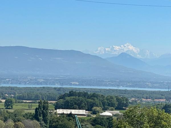 Grilly (01220) Maison de prestige avec vue panoramique