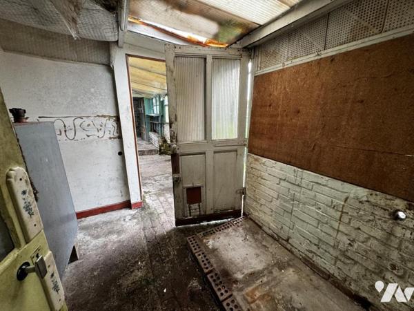 MAISON DE VILLE A RENOVER