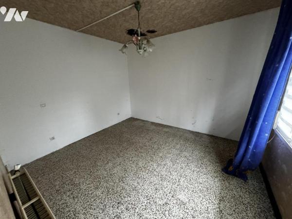 MAISON DE VILLE A RENOVER