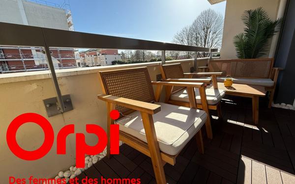 Appartement à vendre    4 pièces • 74 m2 Trappes