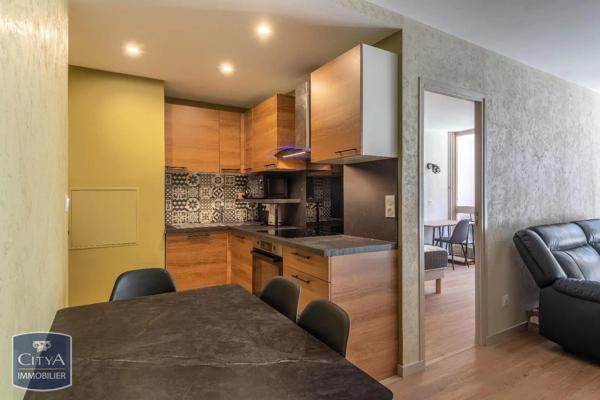 Appartement à louer 5 pièces 78.61m² Villeurbanne (69100)