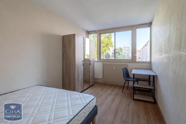Appartement à louer 5 pièces 78.61m² Villeurbanne (69100)