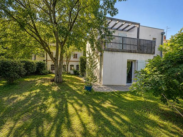 TOULOUSE - SAINT MICHEL Superbe immeuble de rapport avec jardin . , Toulouse